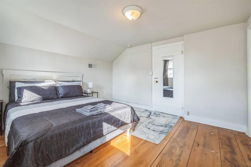 Amazing New King Bed Game Upmc Casa de férias