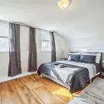 Amazing New Cottage King Bed Game Room Upmc Lititz